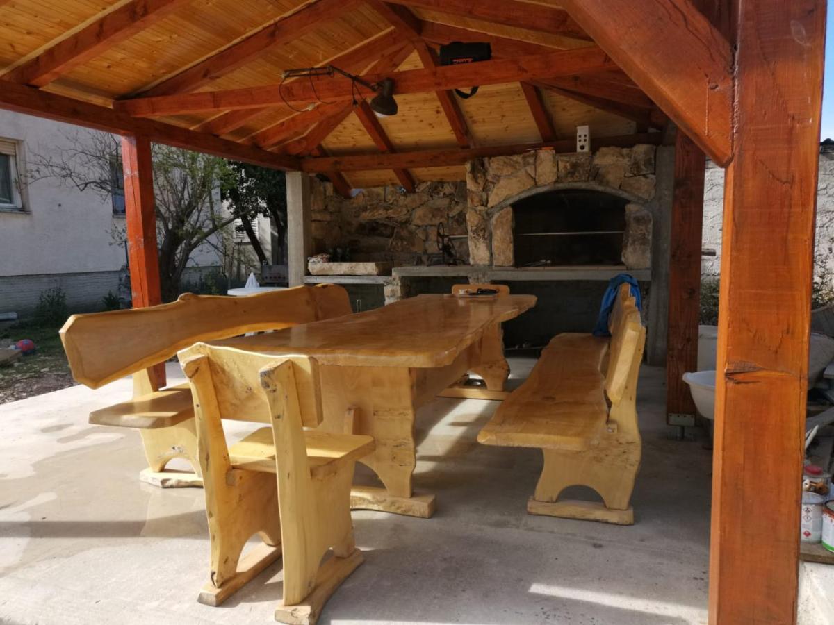 Apartmani Nea Biograd Na Moru Exterior photo